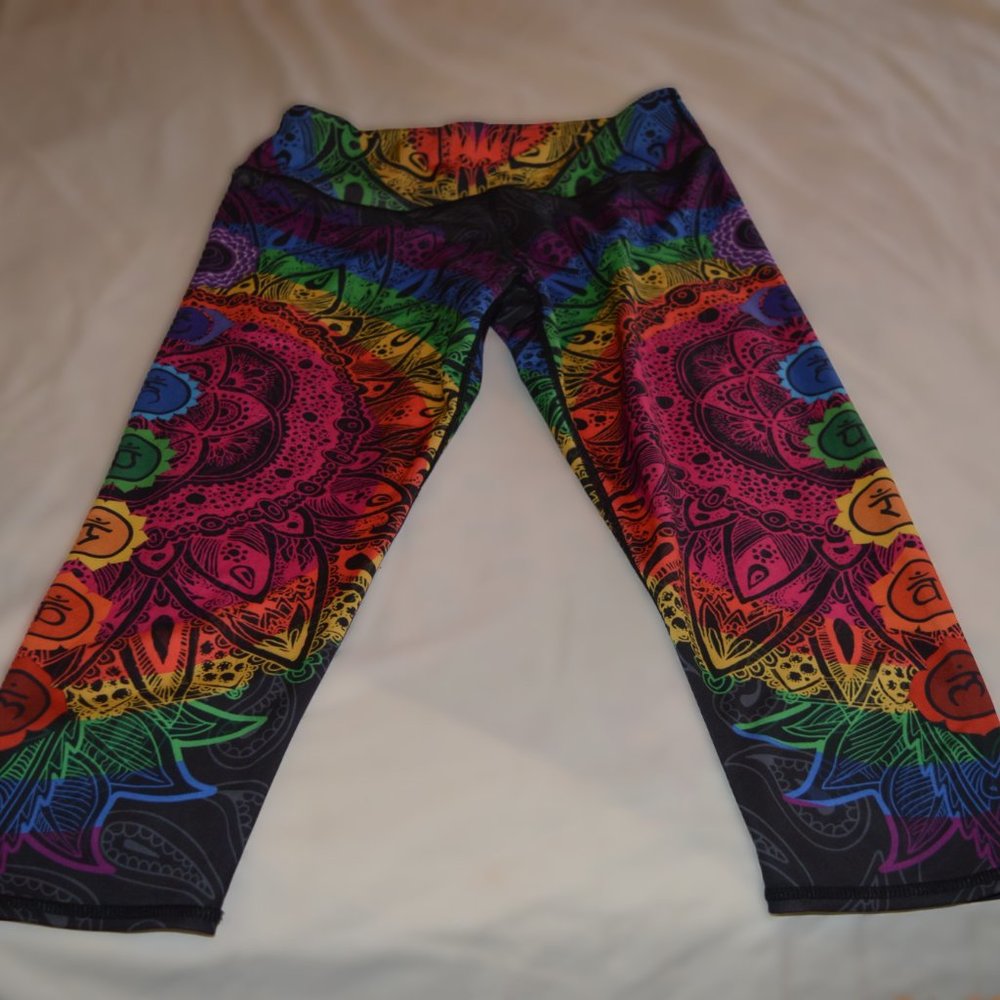 Yoga Chakra Cropped Leggings size M - Picture 3 of 4